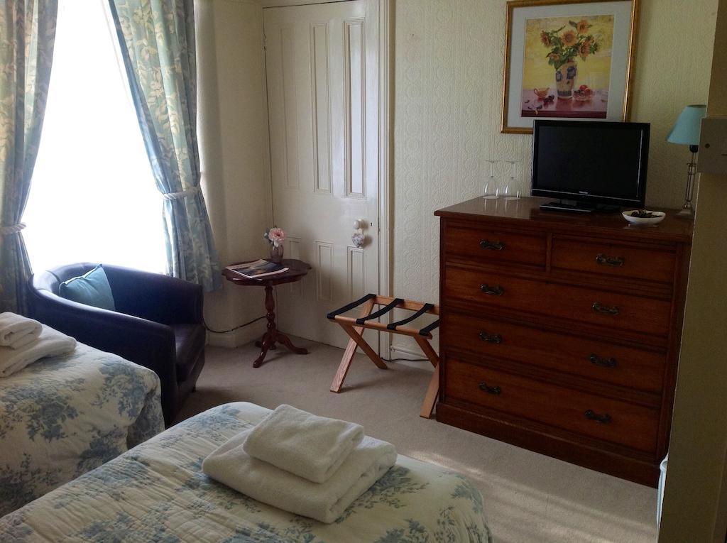 Hotel Yacht Bay View Morecambe Zimmer foto